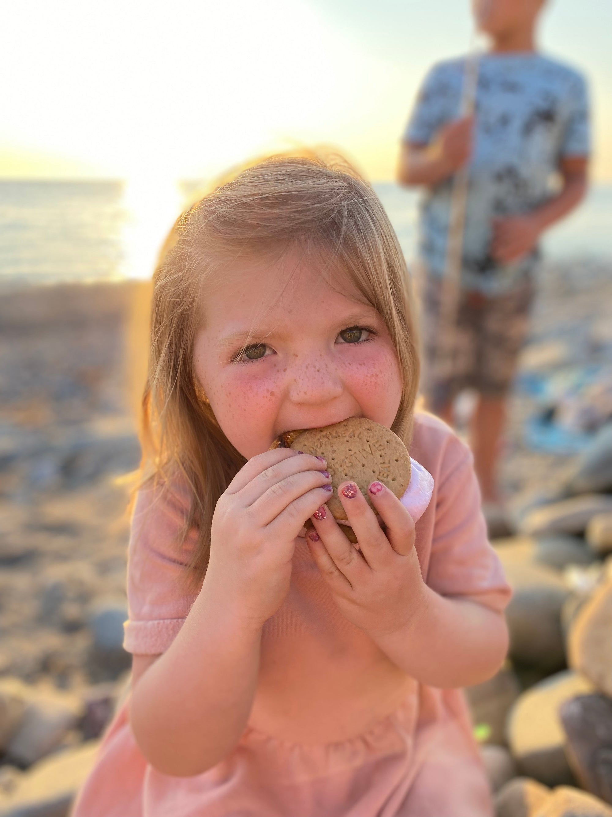 How Do You Make S’mores? The Classic Campfire Treat Made Easy