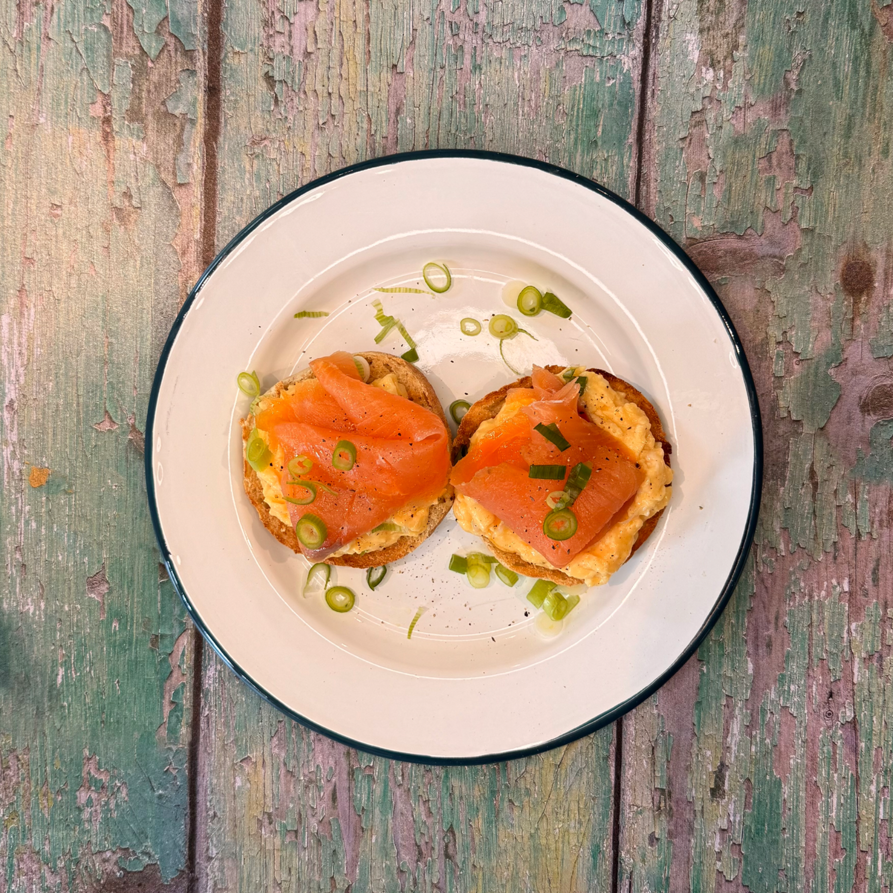 Smoked Salmon & Scrambled Eggs